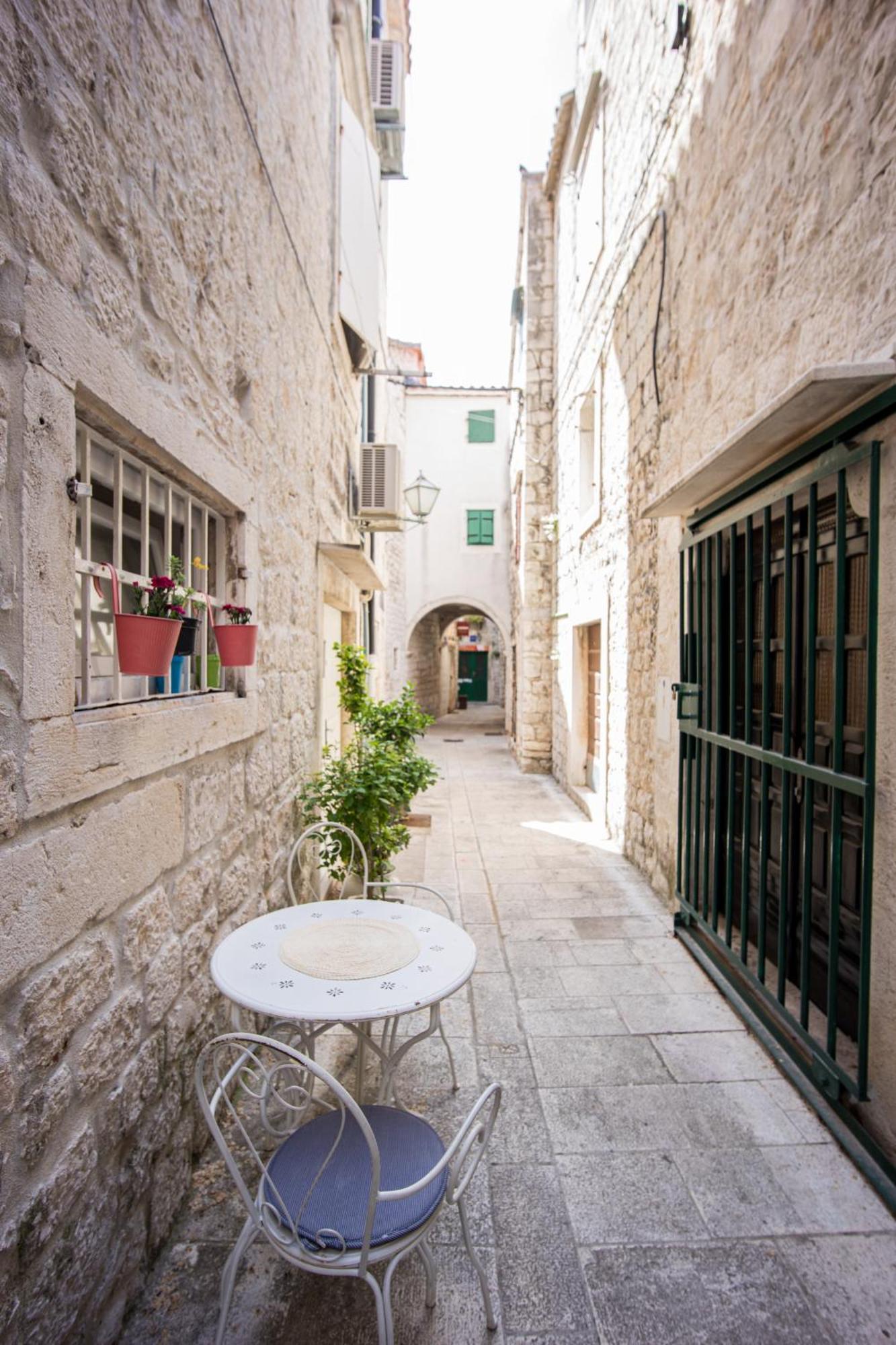 Tragos Lemon Tree Lejlighed Trogir Eksteriør billede